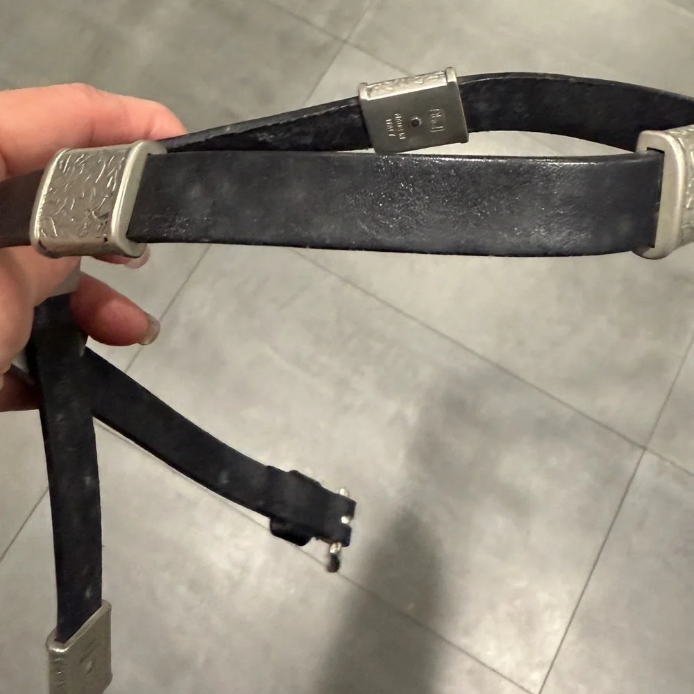 ibel Italian Leather Skinny Belt